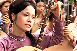 Cảnh trong phim Long Thành cầm giả ca, phim được làm từ kịch bản đoạt giải nhất trong cuộc thi viết về 1.000 năm Thăng Long - Hà Nội