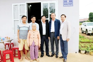 Lễ bàn giao Nhà Đại Đoàn Kết tại huyện Đơn Dương, tỉnh Lâm Đồng