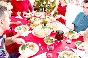 Bàn tiệc lễ Giáng sinh với các món chay của một gia đình người Anh