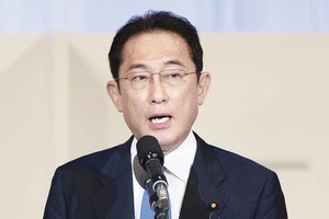 Tân Chủ tịch LDP Fumio Kishida 