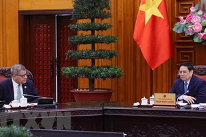 Thủ tướng Phạm Minh Chính tiếp ông Alok Sharma, Bộ trưởng, Chủ tịch Hội nghị Liên hợp quốc về Biến đổi khí hậu lần thứ 26. Ảnh: TTXVN