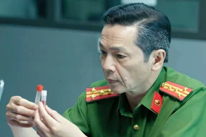 NSND Trung Anh trong vai Đại tá Trần Giang, phim Đấu trí