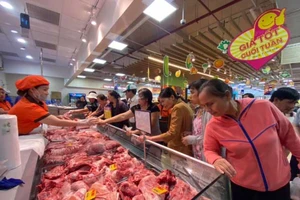 Siêu thị Co.opmart giảm giá thịt heo 3 ngày cuối tháng 7 để góp phần chia sẻ với khách hàng