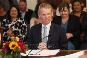 Ông Chris Hipkins trong lễ tuyên thệ nhậm chức Thủ tướng New Zealand ở Wellington ngày 25-1-2023. Ảnh: AFP/TTXVN