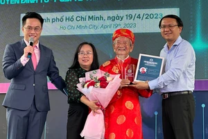 Đại sứ văn hóa đọc 103 tuổi Nguyễn Đình Tư mở màn Ngày Sách và Văn hóa đọc lần 2 tại TPHCM 