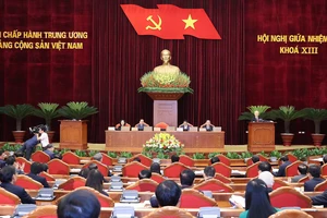 Tổng Bí thư Nguyễn Phú Trọng phát biểu khai mạc Hội nghị Trung ương giữa nhiệm kỳ khóa XIII, sáng 15-5. Ảnh: VIẾT CHUNG