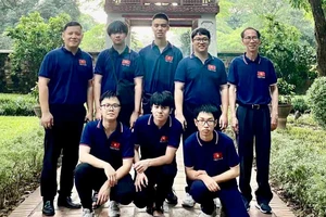 Đội tuyển Việt Nam tham dự Olympic Toán học quốc tế 2023