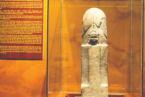 Công bố tượng Mukhalinga Ba Thê là bảo vật quốc gia