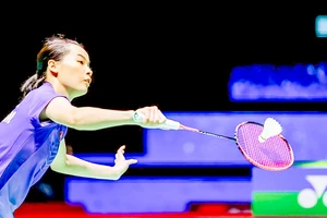 Tay vợt Nguyễn Thùy Linh đang đến gần tấm vé dự Olympic Paris 2024. Ảnh: DŨNG PHƯƠNG