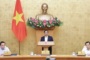 Thủ tướng Phạm Minh Chính chủ trì và phát biểu tại phiên họp Chính phủ thường kỳ tháng 10. Ảnh: VIẾT CHUNG