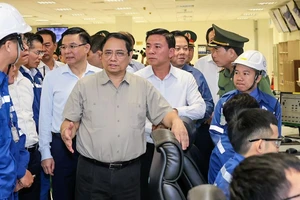 Podcast bản tin tối 11-11: Thủ tướng Phạm Minh Chính làm việc tại Khu kinh tế Nghi Sơn; Bến Tre ghi nhận ca đậu mùa khỉ đầu tiên