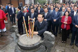 Chủ tịch nước Võ Văn Thưởng dâng hương tưởng niệm Đức Vua An Dương Vương tại di tích Cổ Loa