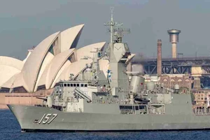 Tàu khu trục lớp FFH157 của Hải quân Australia tại cảng Sydney. Nguồn: RYAN FLETCHER/SHUTTERSTOCK