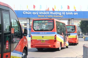 Công bố 4 tuyến xe buýt liền kề không trợ giá trên địa bàn TP Đà Nẵng – Quảng Nam. Ảnh: XUÂN QUỲNH