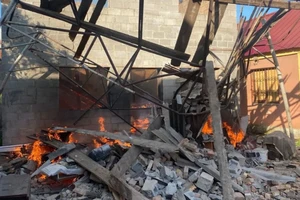 Đám cháy sau một vụ tấn công của Nga vào tỉnh Dnipropetrovsk. Ảnh: TELEGRAM 