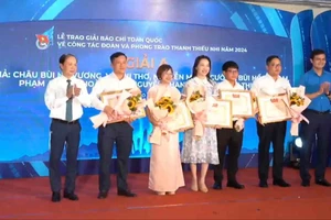 Lễ trao giải báo chí toàn quốc về công tác Đoàn và phong trào thanh thiếu nhi năm 2024