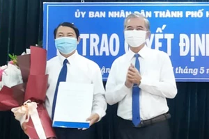 Ông Nguyễn Trí Dũng giữ chức vụ Chủ tịch UBND quận Gò Vấp 