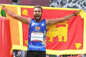 Dinesh Priyantha Herath đã giành được danh hiệu Paralympic đầu tiên cho Sri Lanka ở nội dung ném lao nam F46. Ảnh: AP