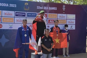 Hoàng Nguyên Thanh giành HCĐ marathon nam SEA Games 32. Ảnh: HNT