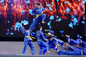 Màn trình diễn hấp dẫn của Vovinam. Ảnh: DŨNG PHƯƠNG 