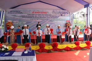 Lãnh đạo tỉnh Đồng Nai tham dự lễ khởi công xây dựng cầu Thống Nhất