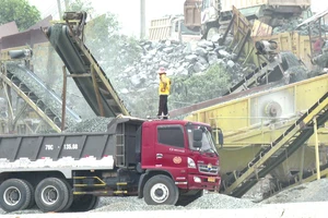 Tây Ninh: Xử lý người đứng đầu địa phương để xảy ra khai thác khoáng sản trái phép
