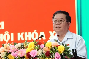Trưởng ban Tuyên giáo Trung ương tiếp xúc cử tri tại Tây Ninh 