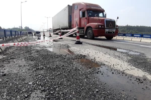 Cao tốc Đà Nẵng – Quảng Ngãi liên tục bị hư hỏng