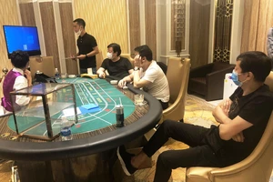 Nhóm người nước ngoài thuê resort ở Đà Nẵng tổ chức đánh bạc