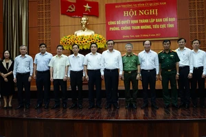 Các thành viên trong Ban chỉ đạo phòng, chống tham nhũng, tiêu cực tỉnh Quảng Nam