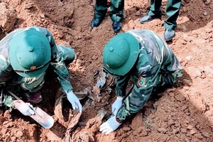 Khu vực phát hiện và quy tập được 2 hài cốt liệt sĩ tại thôn Quật Xá, xã Cam Thành, huyện Cam Lộ. Ảnh: TÀI TUYẾN 