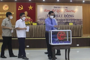Quảng Trị chuyển tiền hỗ trợ 15.000 người Quảng Trị tại TPHCM và các tỉnh phía Nam