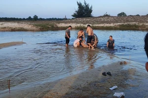 Quảng Trị: Một học sinh chết đuối dưới hồ nước sâu do khai thác titan để lại