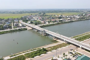 Quảng Trị: Khánh thành Đập ngăn mặn sông Hiếu