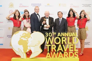Vietjet nhận giải thưởng danh tiếng toàn cầu World Travel Awards về dịch vụ khách hàng
