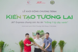 J&T EXPRESS góp sức trồng rừng, giảm phát thải, ứng phó biến đổi khí hậu