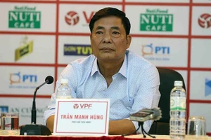 Ông Trần Mạnh Hùng dưới những năm cuối làm Chủ tịch CLB Hải Phòng dính những bê bối. Ảnh: ANH TRẦN