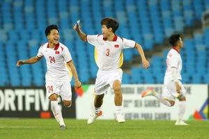 U23 Việt Nam hạnh phúc với chiến thắng ở bán kết Ảnh: ANH TRẦN