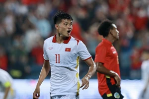 Tiền đạo Nguyễn Văn Tùng đã có bàn thắng đầu tiên ở SEA Games 31. ẢNH: DŨNG PHƯƠNG