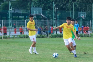 U19 Việt Nam quay trở lại sân tập sau trận đấu với U19 Thái Lan