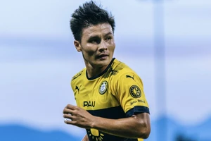 Quang Hải tiếp tục ngồi ngoài ở Pau FC