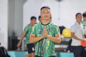 Cựu tuyển thủ Lê Quang Hùng được VFF trao cơ hội được trở lại với bóng đá chuyên nghiệp