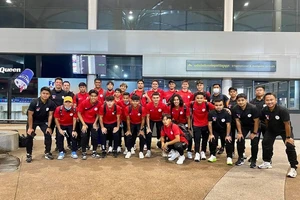 U22 Philippines trở thành đội tuyển bóng đá nam đầu tiên có mặt ở Campuchia. 