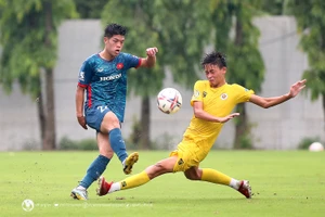 U23 Việt Nam cầm hòa U21 Hà Nội ở trận giao hữu chiều 10-8 tại Hà Nội.