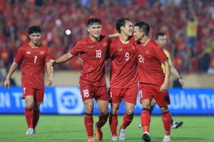 Hai trận đấu ở vòng loại World Cup 2026 của đội tuyển Việt Nam vào tháng 11 gần như chốt cuộc đua giành QBV nam Việt Nam 2023. ẢNH: MINH HOÀNG 