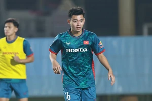 Trung vệ Phan Tuấn Tài đứng trước cơ hội đá chính cho đội tuyển Việt Nam ở vòng loại World Cup 2026. 