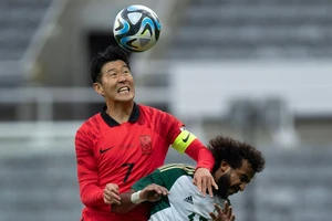 Son Heung-min cùng các cầu thủ Hàn Quốc từng thắng Saudi Arabia ở trận giao hữu hồi tháng 9-2023. ẢNH: GETTY 