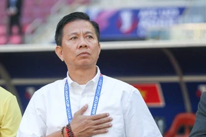 HLV Hoàng Anh Tuấn bất ngờ chia tay các đội tuyển trẻ Việt Nam.