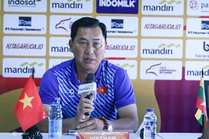 HLV Hứa Hiền Vinh cùng các tuyển thủ U19 Việt Nam đã sẵn sàng cho Giải U19 Đông Nam Á 2024. 