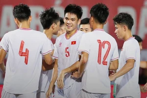 Niềm vui chiến thắng của U20 Việt Nam trước U20 Bangladesh. 